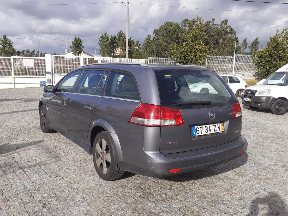 Opel Vectra 1.9 CDTI · Ano 2005 — imagem 6