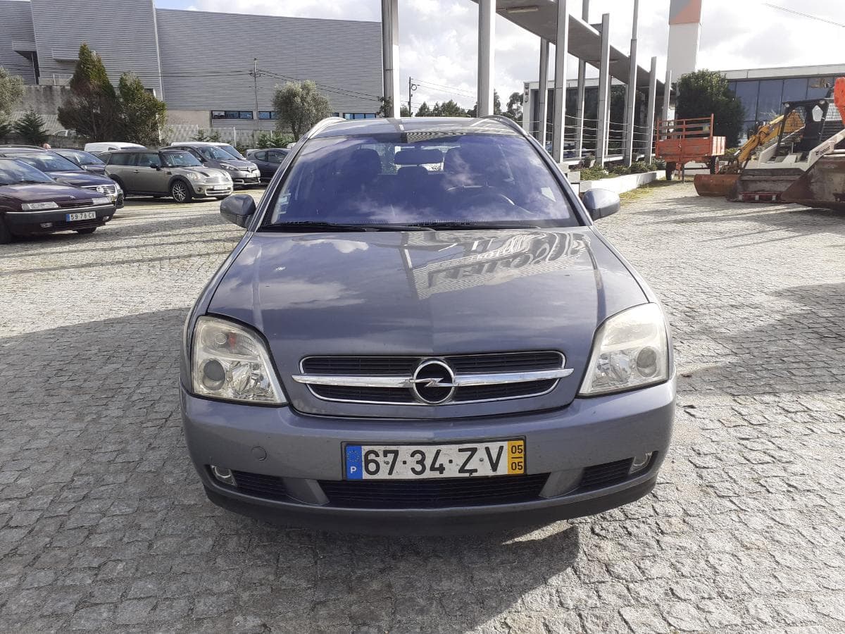 Opel Vectra 1.9 CDTI · Ano 2005 — imagem 2