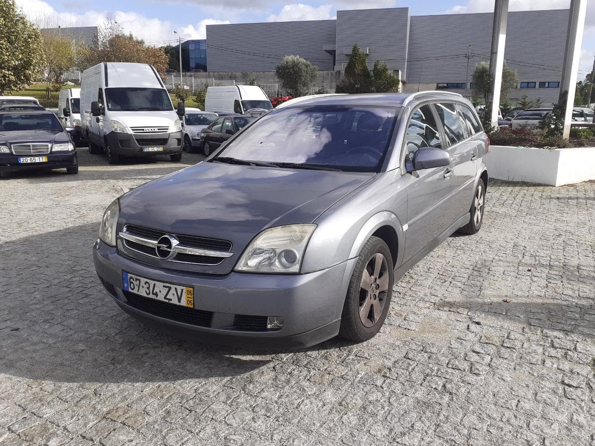 Opel Vectra 1.9 CDTI · Ano 2005 — imagem 3