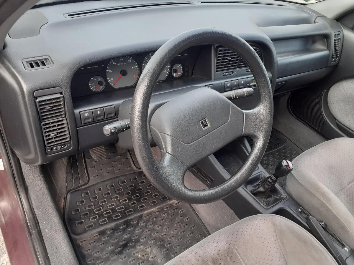 Citroën Xantia 1.6i · Ano 1993 — image 13
