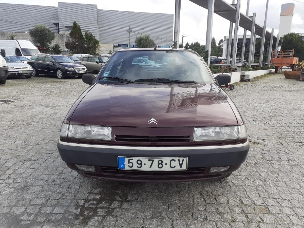Citroën Xantia 1.6i · Ano 1993 — image 2