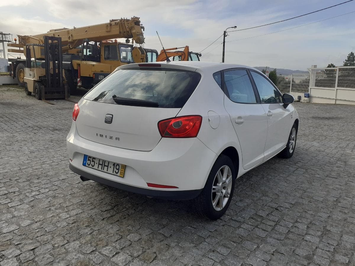 Seat Ibiza 1.9 TDI · Ano 2009 — imagem 4