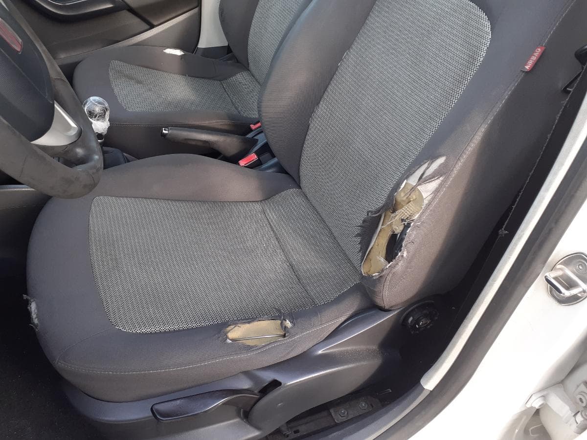 Seat Ibiza 1.9 TDI · Ano 2009 — imagem 18