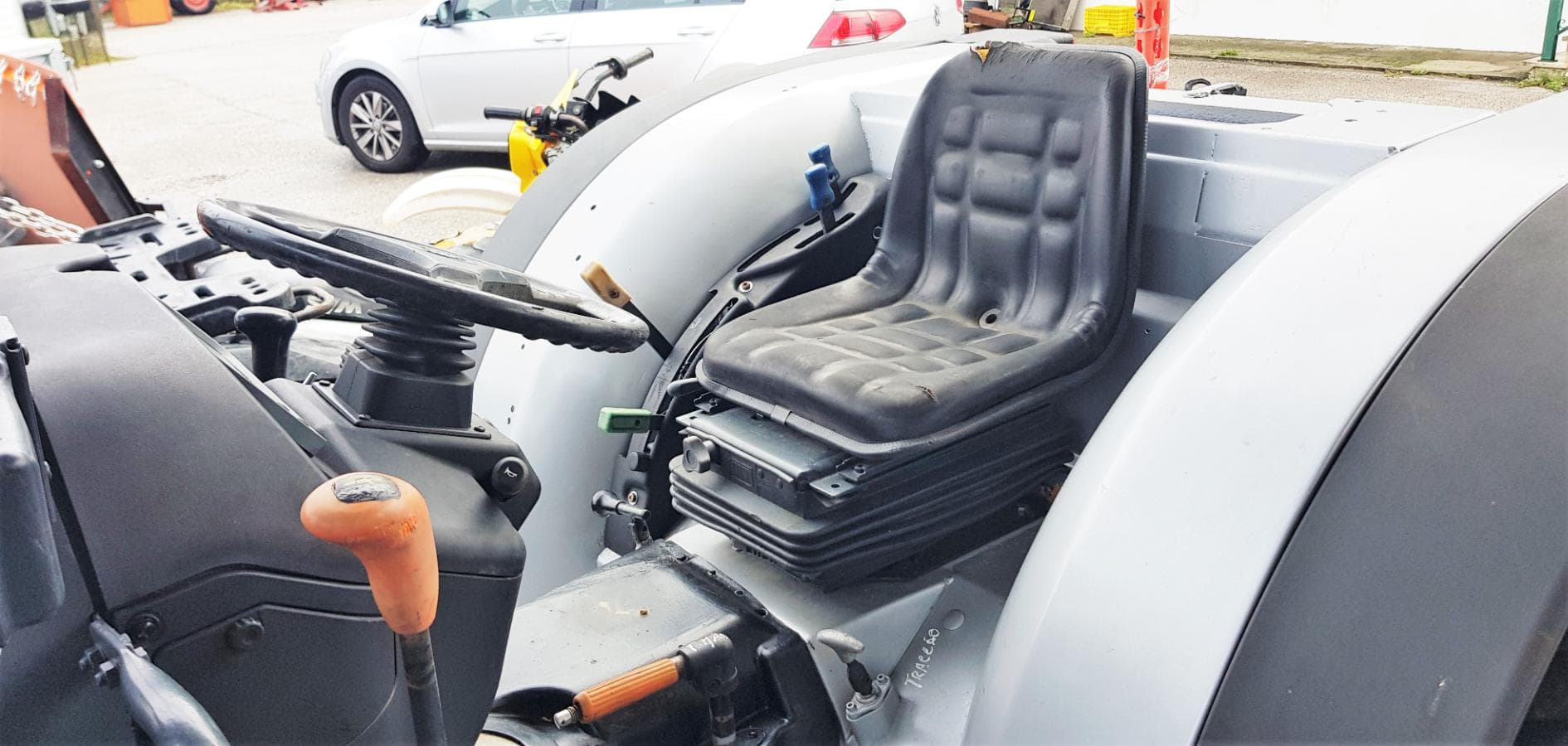 Trator Hurlimann XF90 — imagen 8