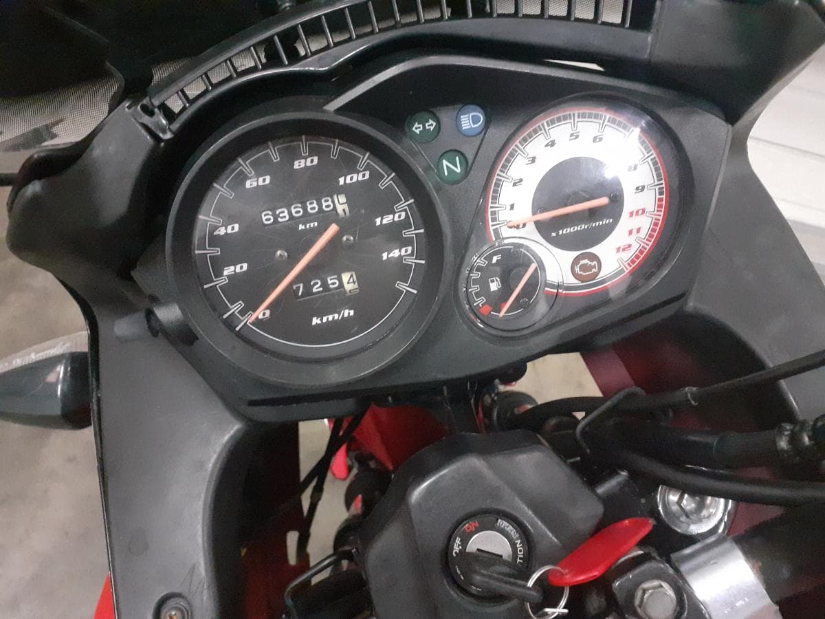 Honda CBF · Ano 2012 — imagen 5
