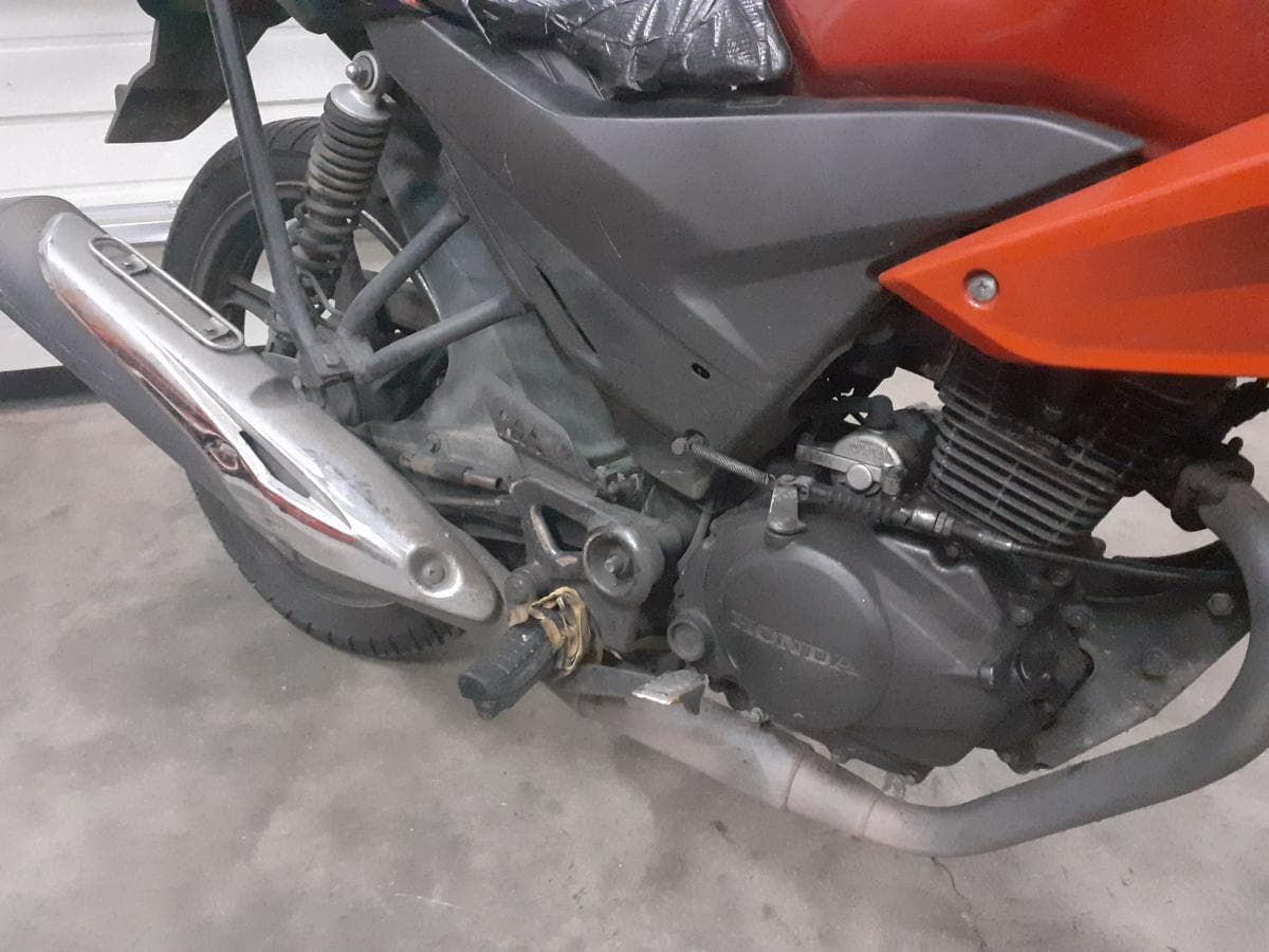 Honda CBF · Ano 2014 — imagem 6