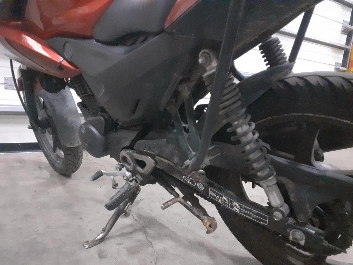 Honda CBF · Ano 2014 — imagem 10