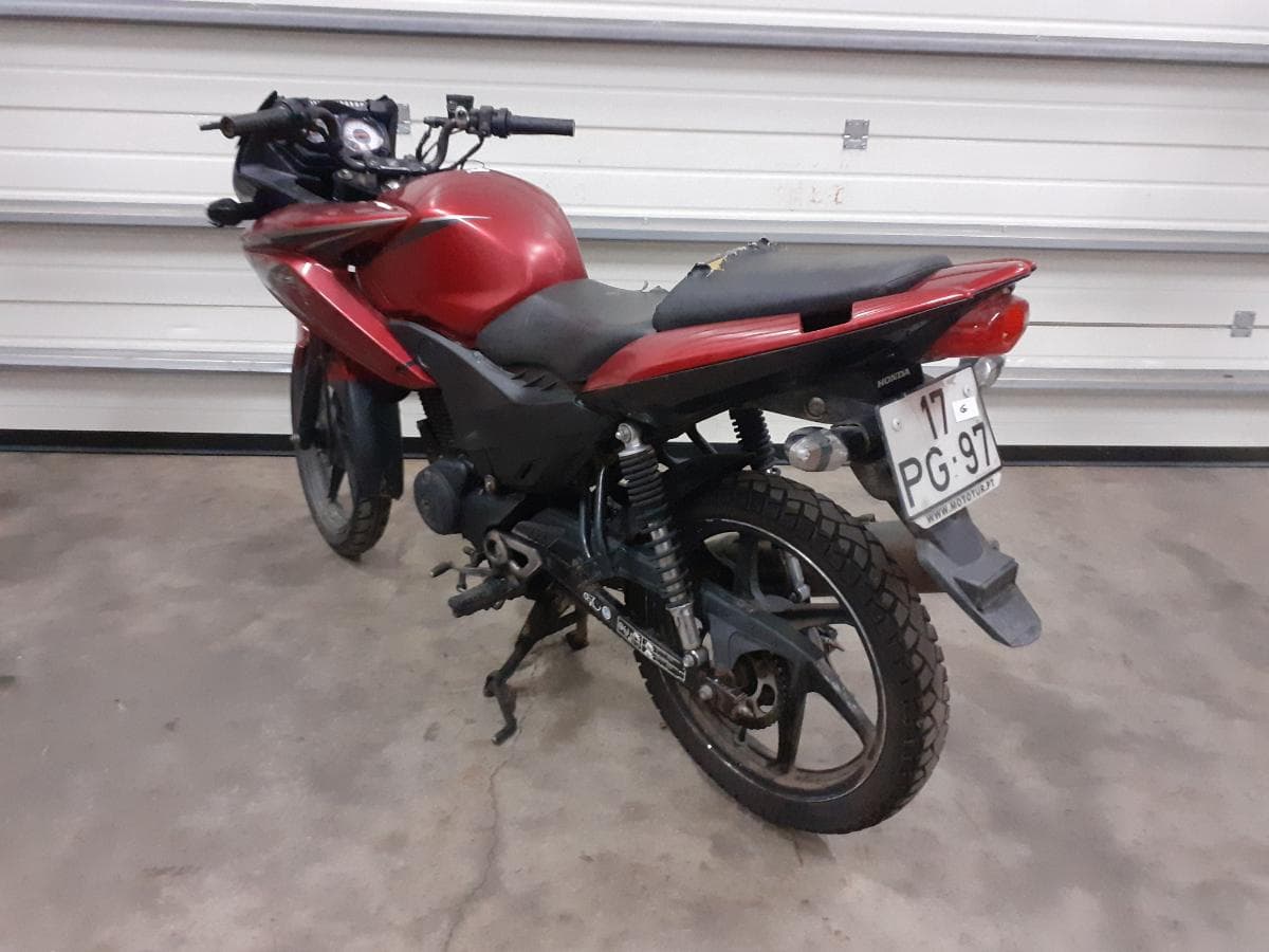 Honda CBF · Année 2014 — image 4