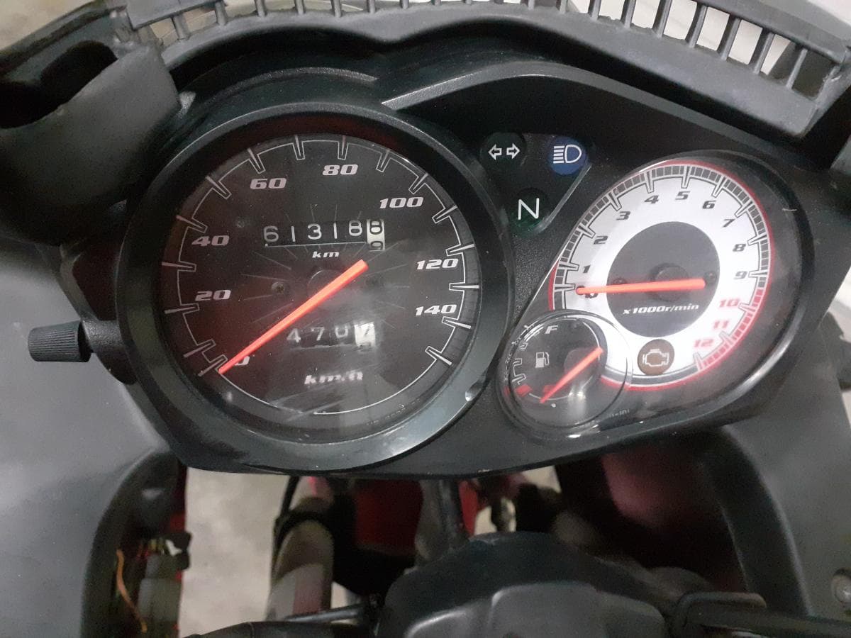 Honda CBF · Année 2014 — image 10