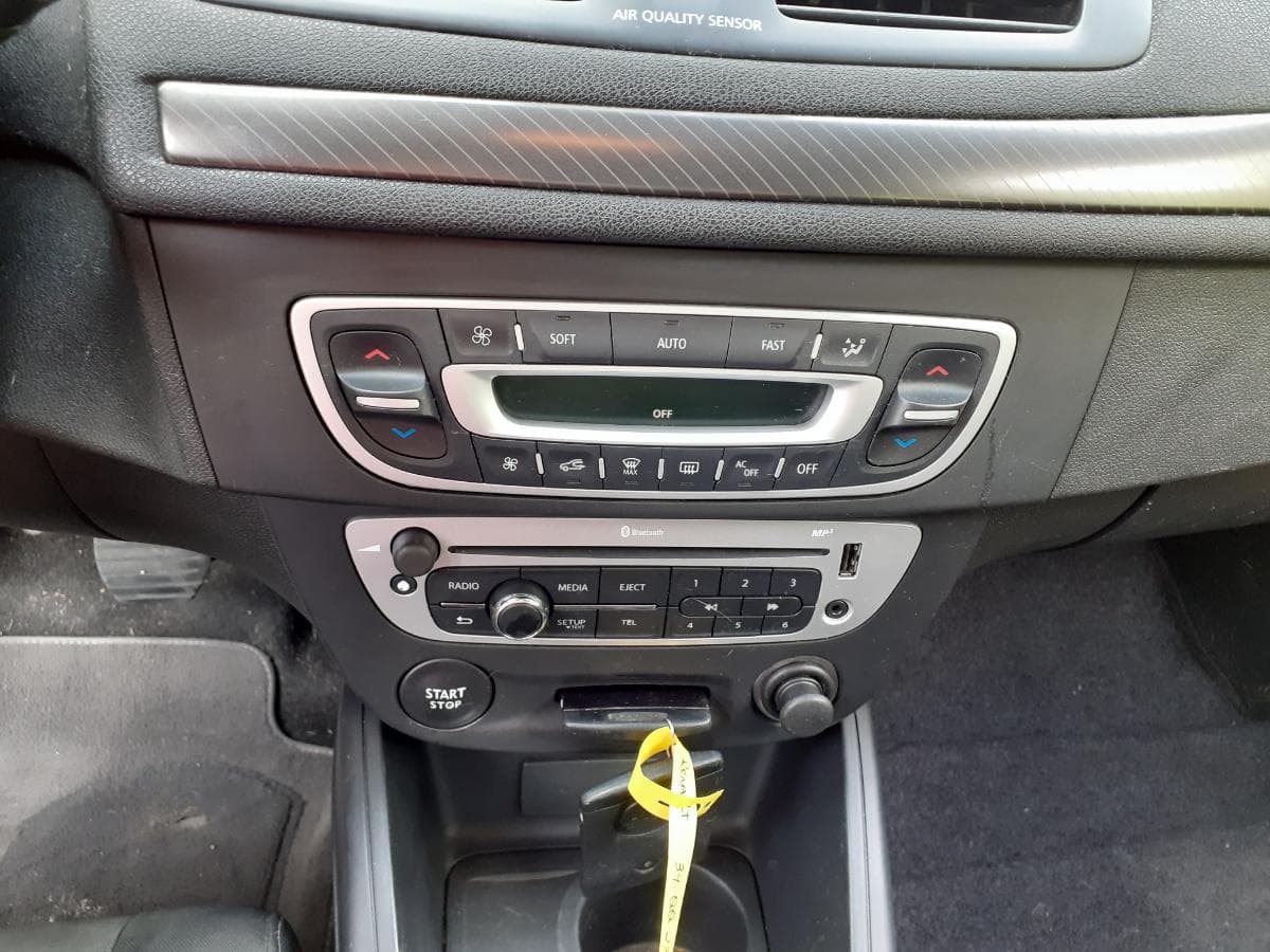 Renault Mégane 1.5 DCI · Ano 2012 — imagen 15