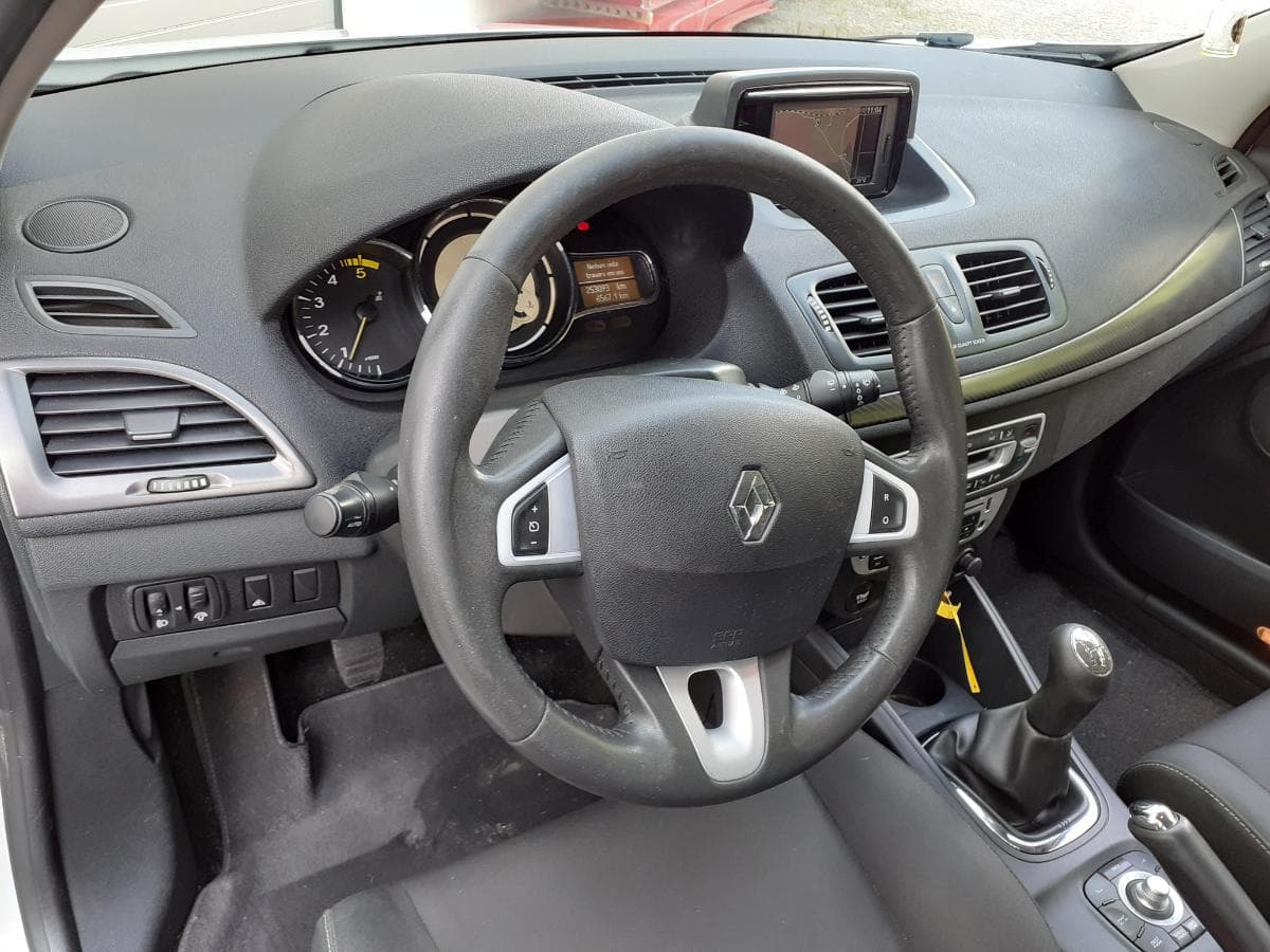 Renault Mégane 1.5 DCI · Ano 2012 — imagen 17