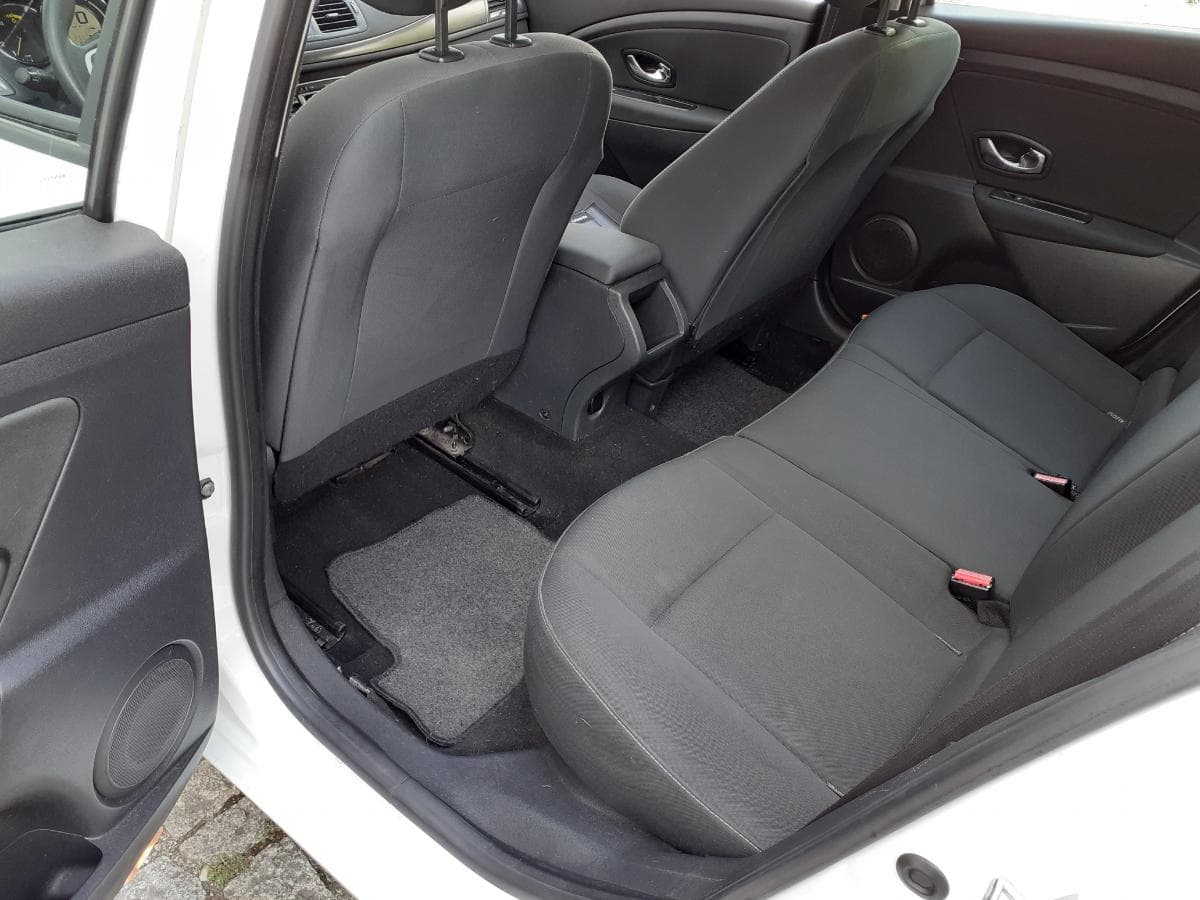 Renault Mégane 1.5 DCI · Ano 2012 — imagen 19