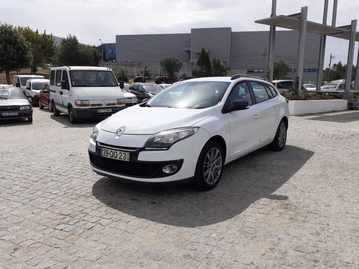 Renault Mégane 1.5 DCI · Ano 2012 — imagen 3