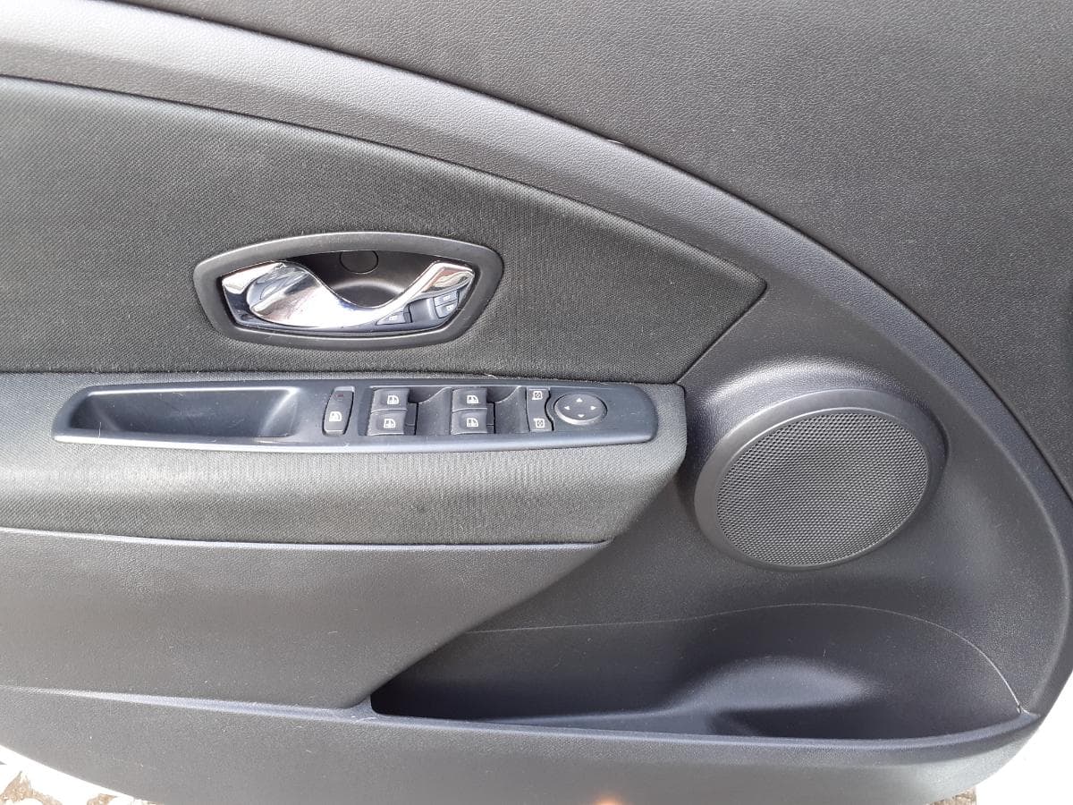 Renault Mégane 1.5 DCI · Ano 2012 — imagen 20
