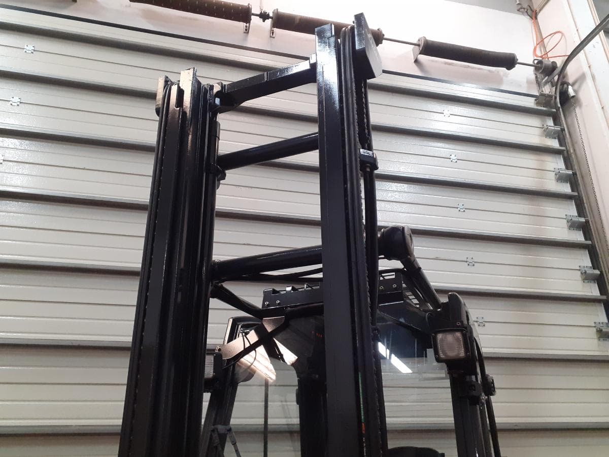 Empilhador Linde H14D-01 · Ano 2011 — imagem 5