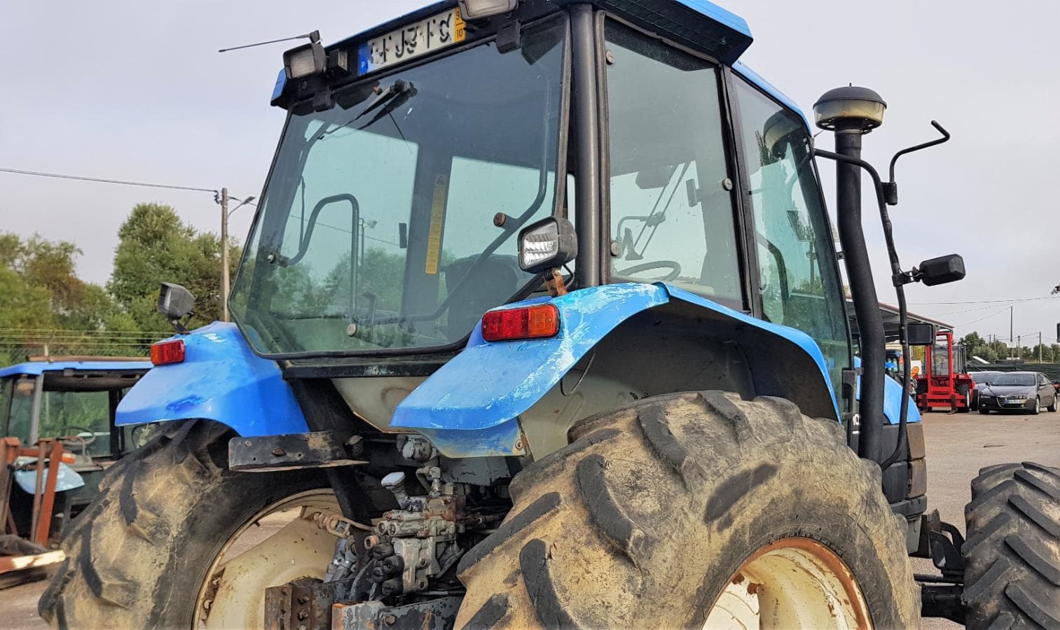 Trator New Holland TS 100 — imagem 3