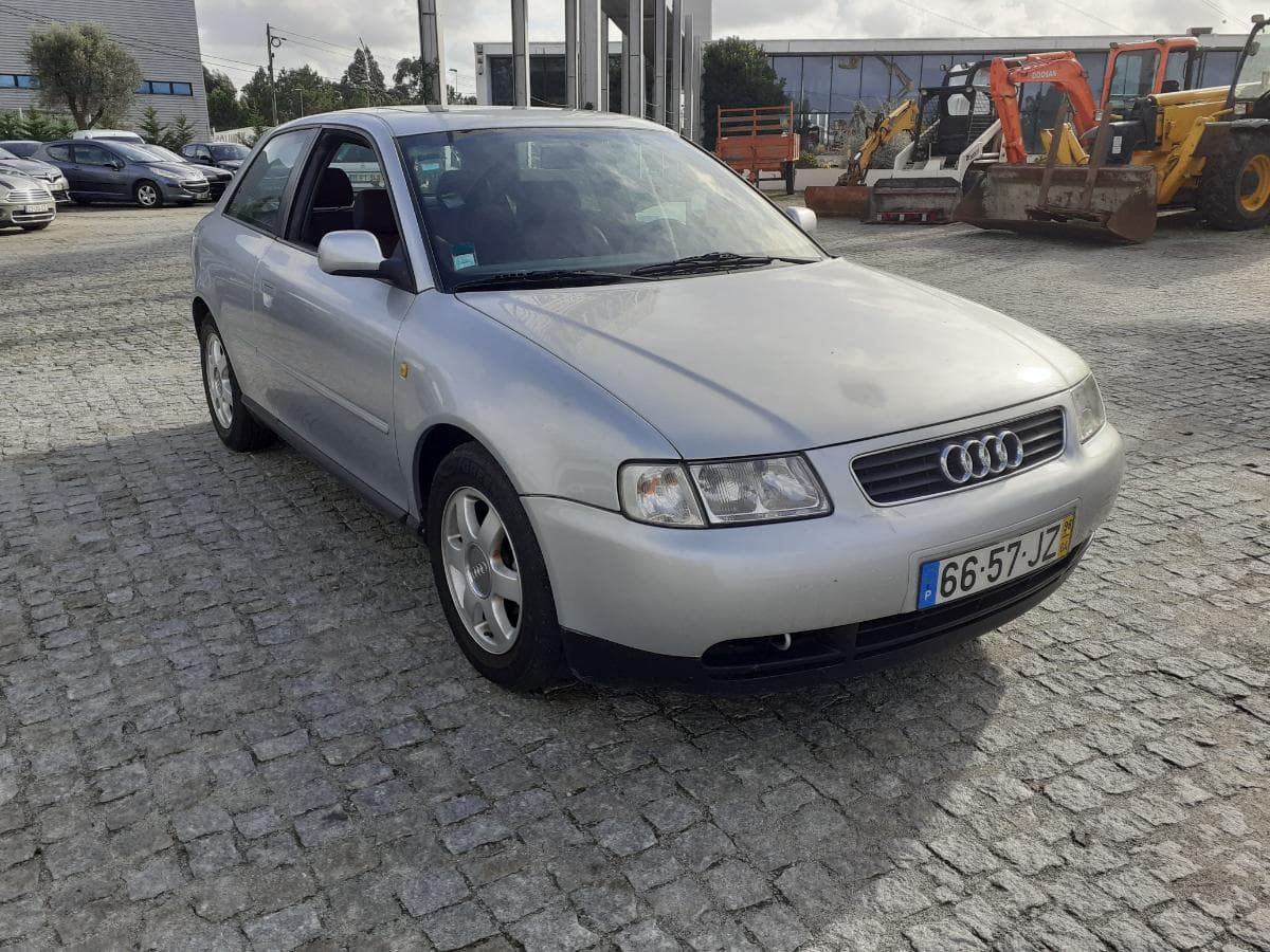 Audi A3 1.6 · Ano 1998 — imagem 1