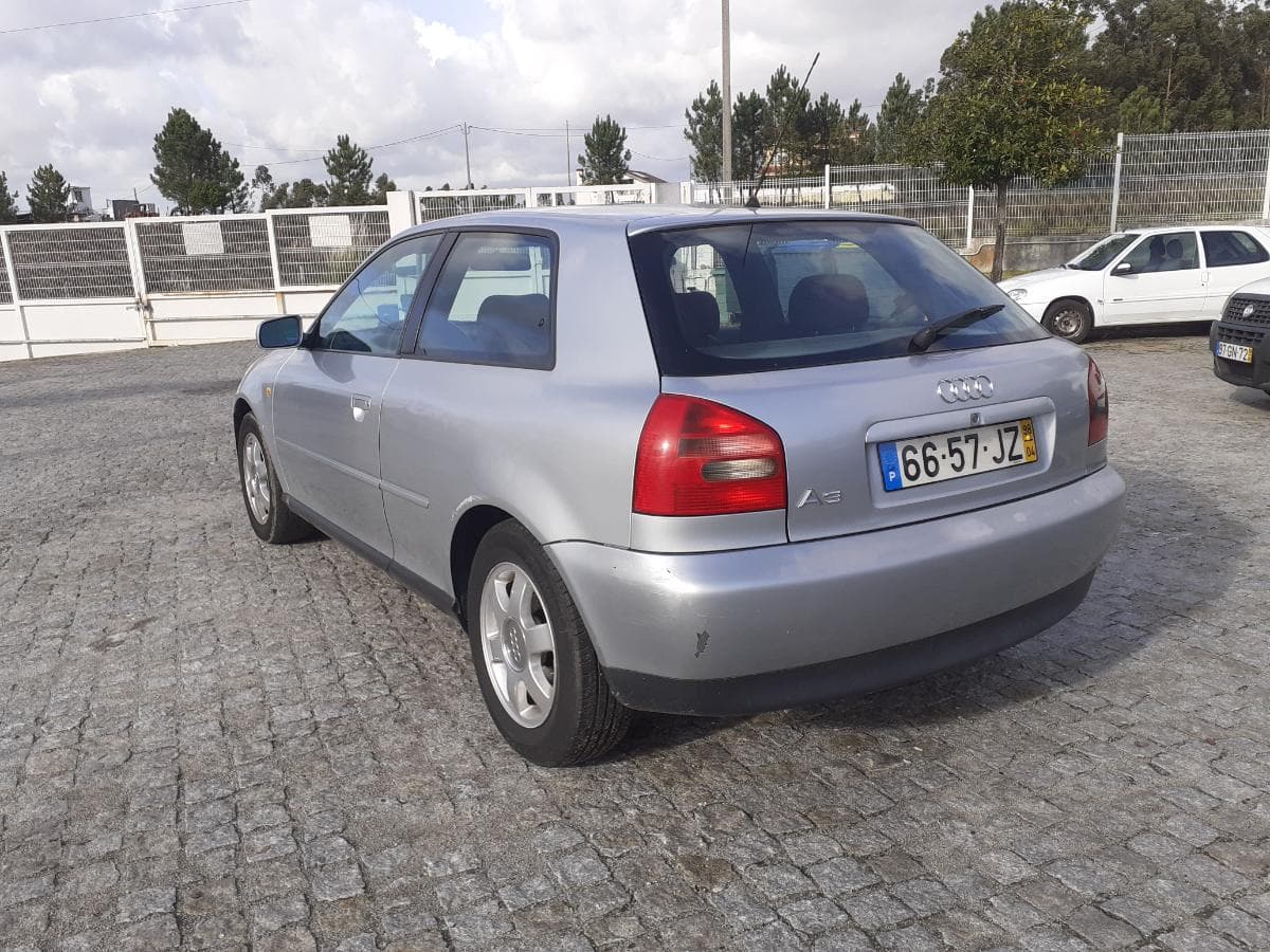 Audi A3 1.6 · Ano 1998 — imagem 6