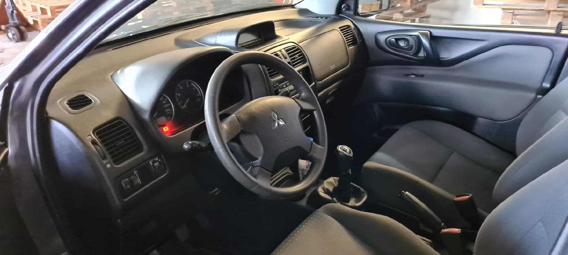 Mitsubishi Space Star — imagem 6