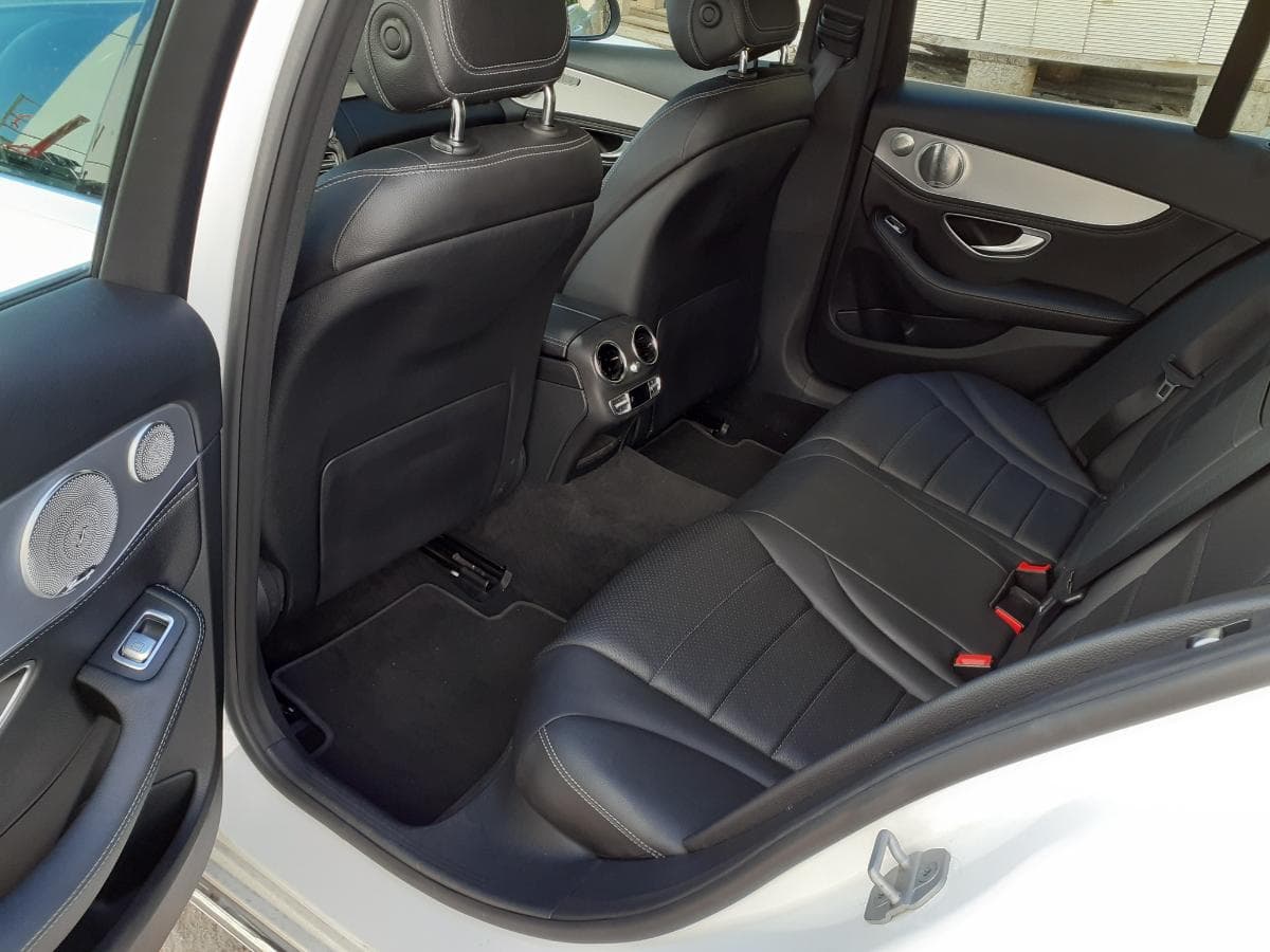 Mercedes-Benz C250 D Bluetec · Ano 2015 — image 14