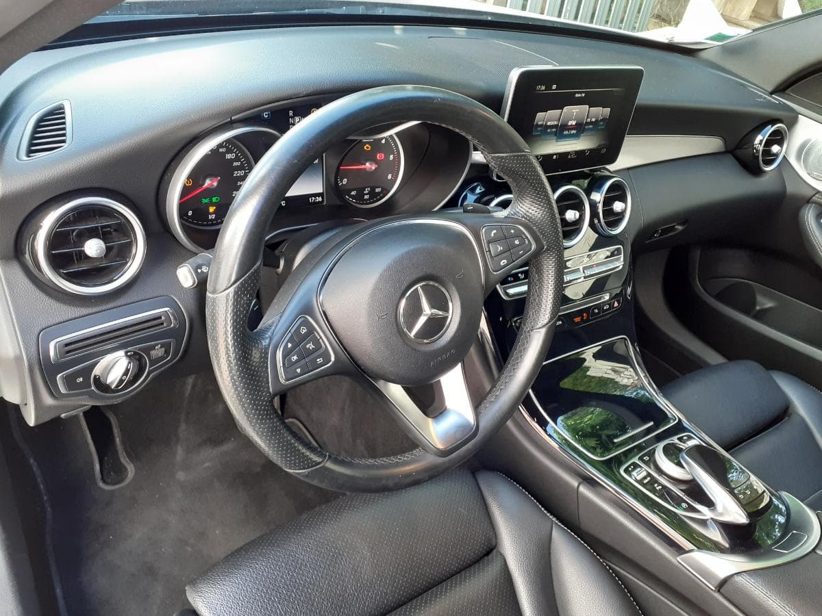 Mercedes-Benz C250 D Bluetec · Ano 2015 — image 11