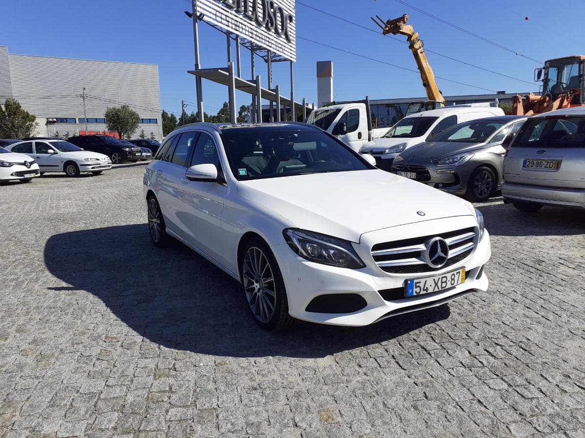 Mercedes-Benz C250 D Bluetec · Ano 2015 — image 1