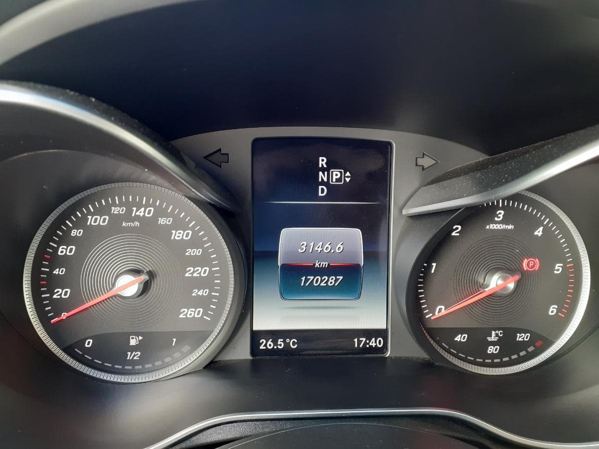 Mercedes-Benz C250 D Bluetec · Ano 2015 — image 20