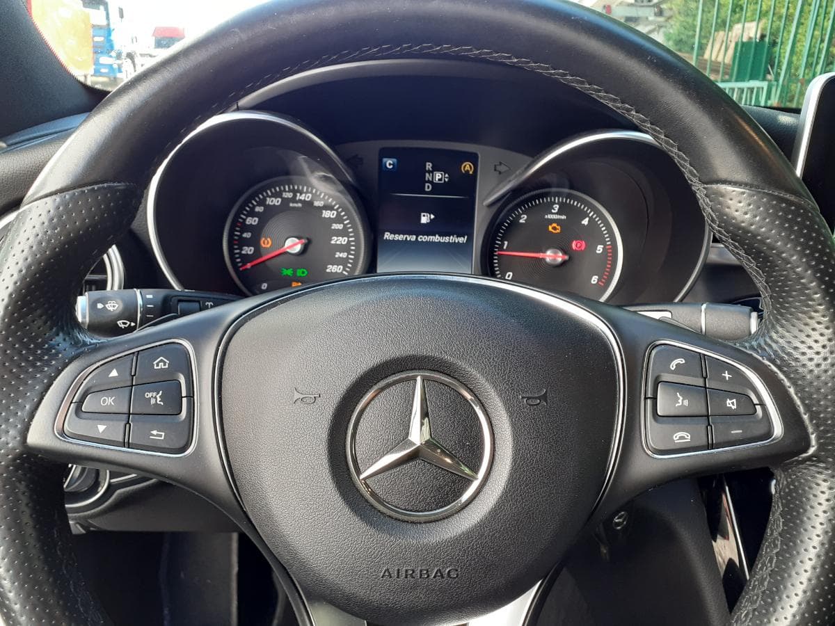 Mercedes-Benz C250 D Bluetec · Ano 2015 — image 25