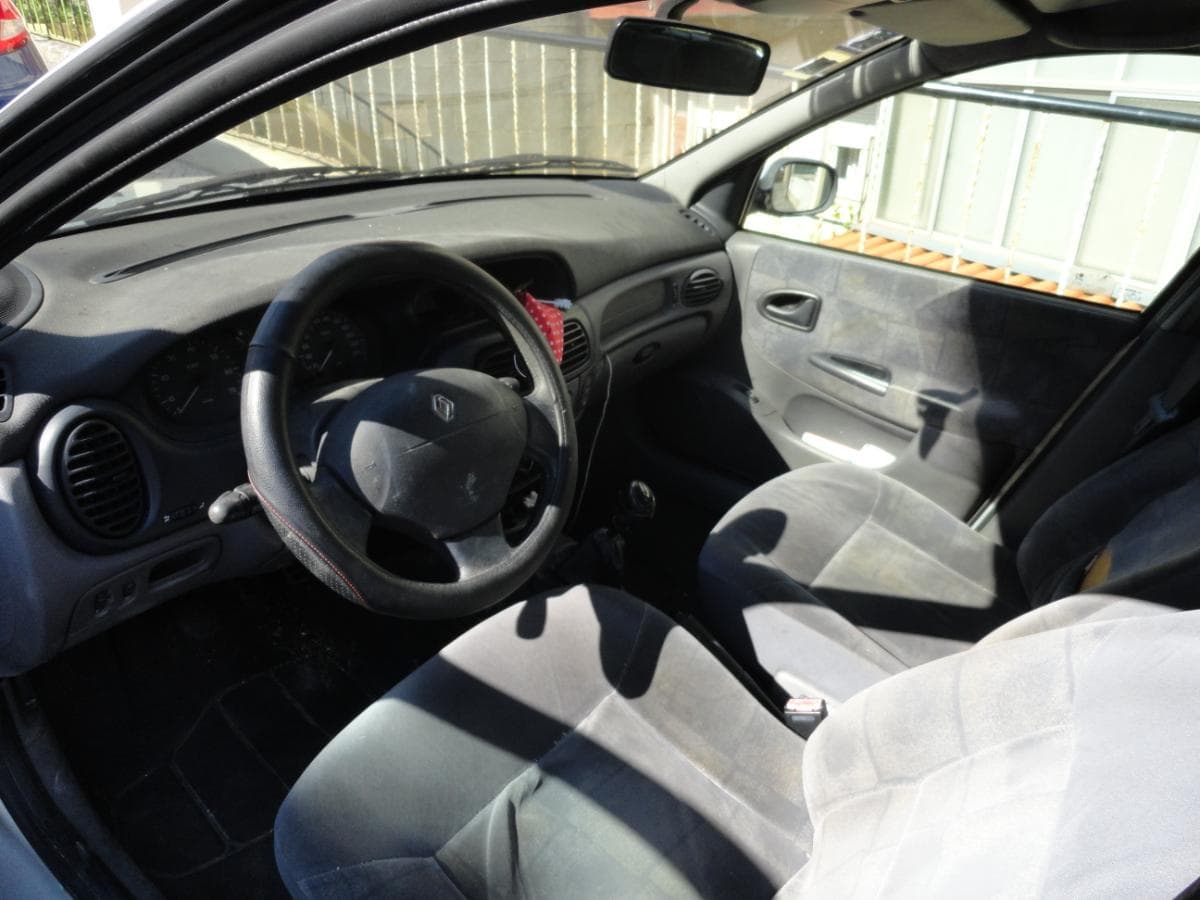 Renault Mégane — image 5