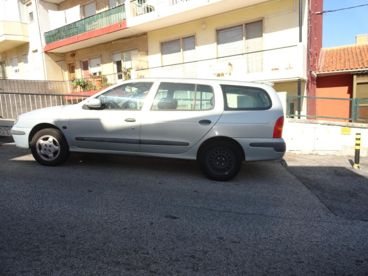 Renault Mégane — image 7