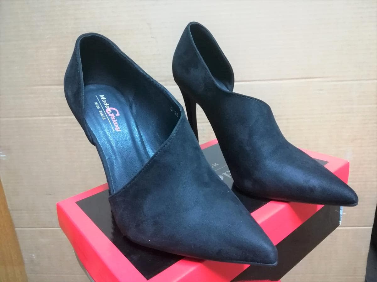 ESPANHA · Zapatos Señora, ninã e niño — image 1