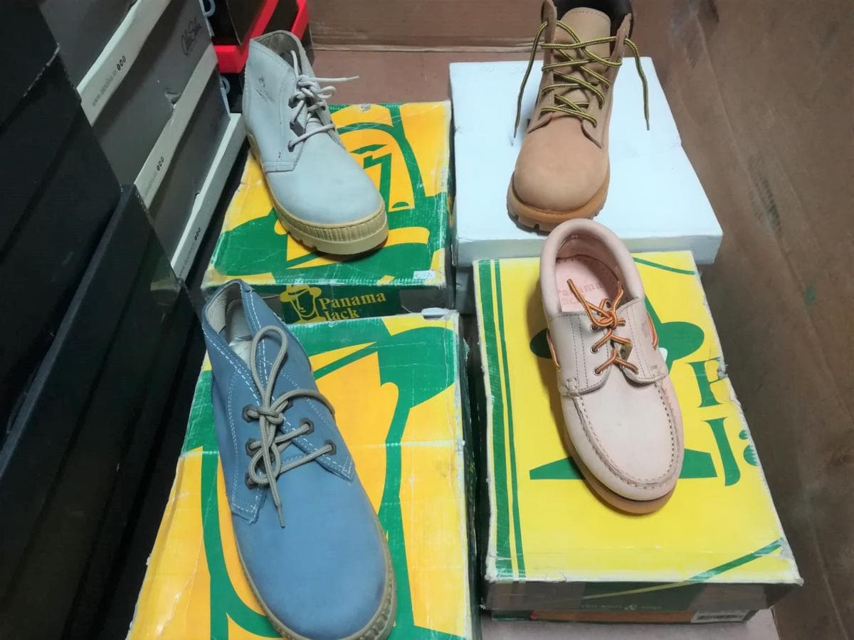 ESPANHA · Zapatos Señora, ninã e niño — image 9