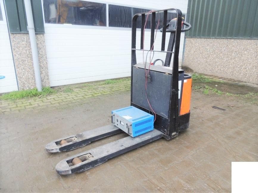 Stacker Rocla TW 16 — image 1