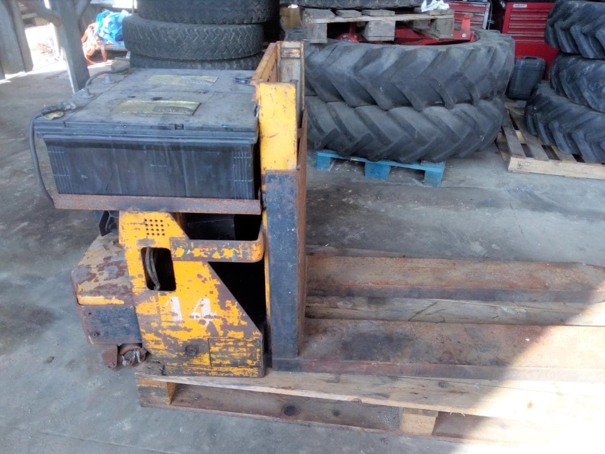 Stacker elevatório — imagem 4
