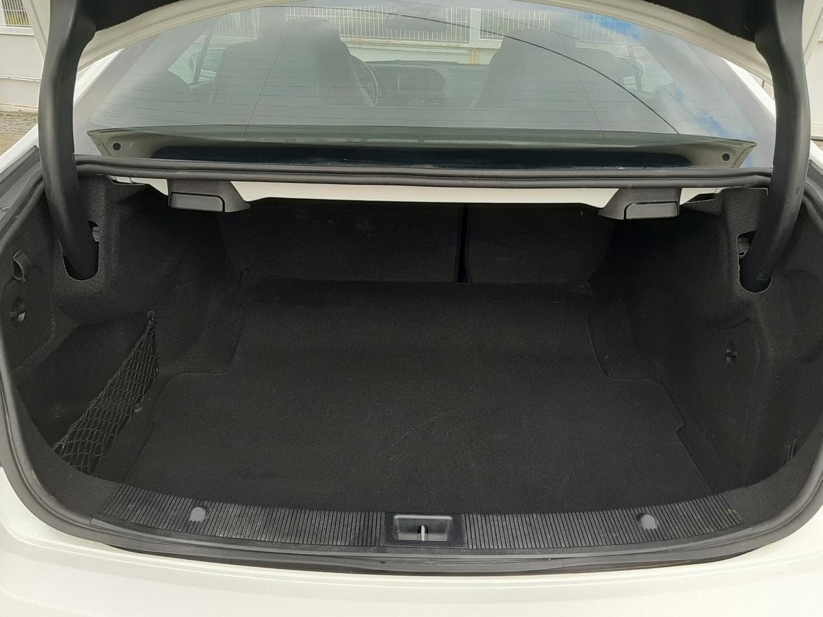 Mercedes-Benz E250 CDI · Ano 2009 · Kit AMG — image 15