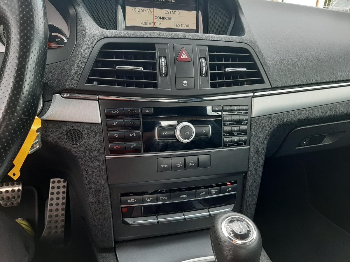 Mercedes-Benz E250 CDI · Ano 2009 · Kit AMG — image 20