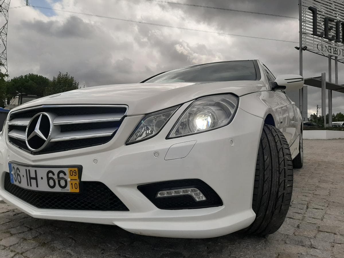Mercedes-Benz E250 CDI · Ano 2009 · Kit AMG — image 14