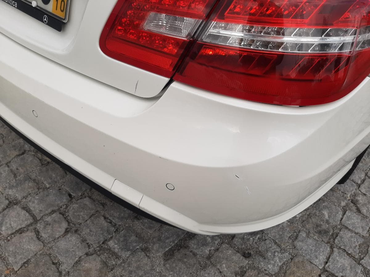 Mercedes-Benz E250 CDI · Ano 2009 · Kit AMG — image 12