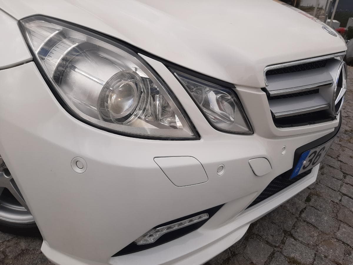Mercedes-Benz E250 CDI · Ano 2009 · Kit AMG — image 13