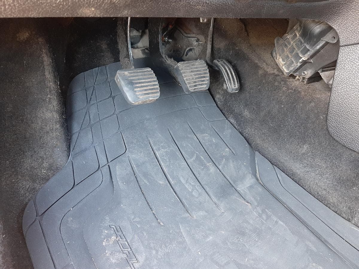 Peugeot 206 · Ano 1998 — imagem 15