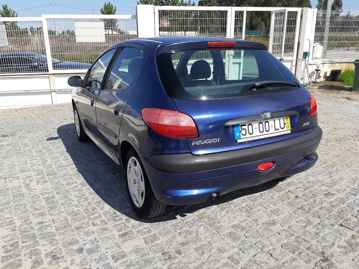 Peugeot 206 · Ano 1998 — imagem 6