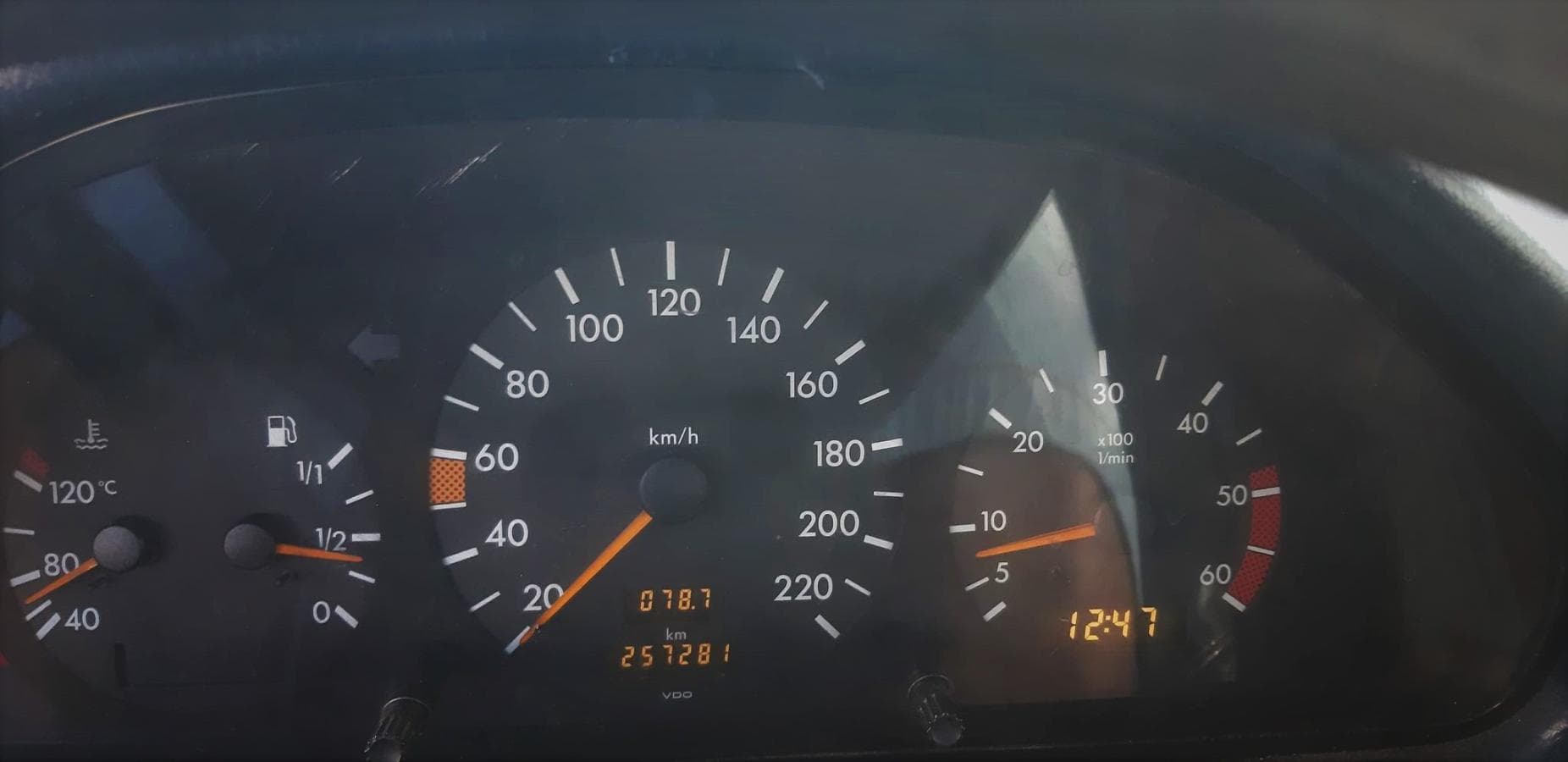 Mercedes-Benz C200 — imagem 15