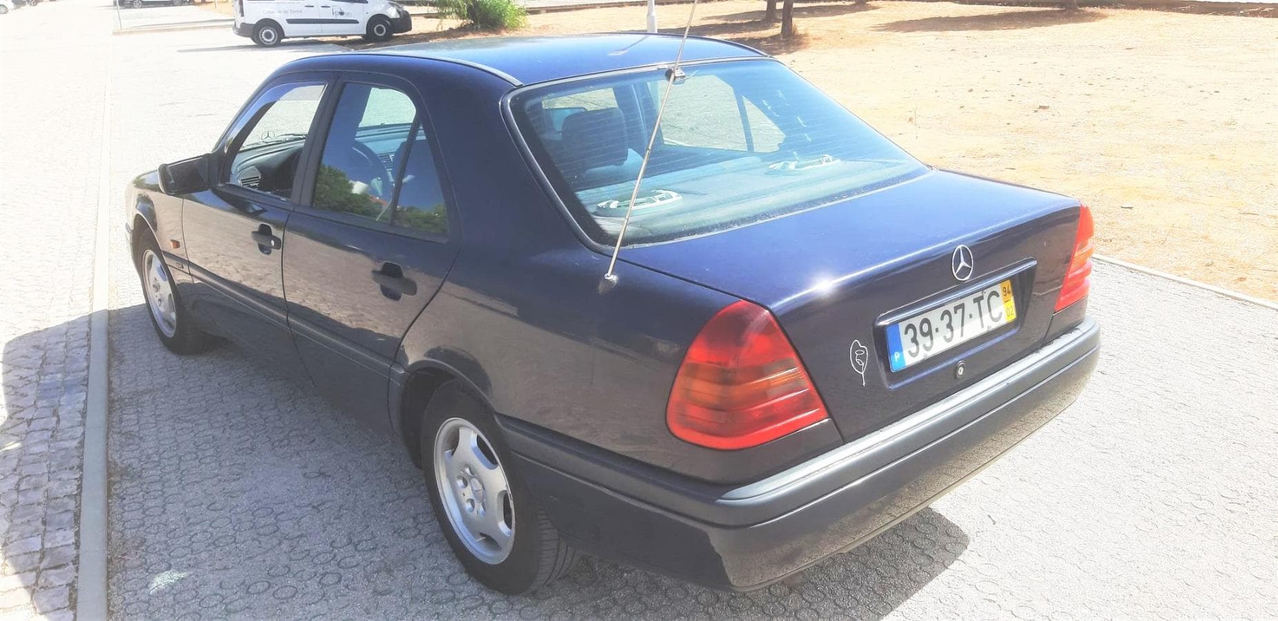 Mercedes-Benz C200 — imagem 7
