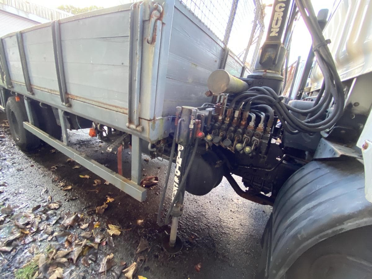 Mitsubishi Canter c/ grua — imagem 5