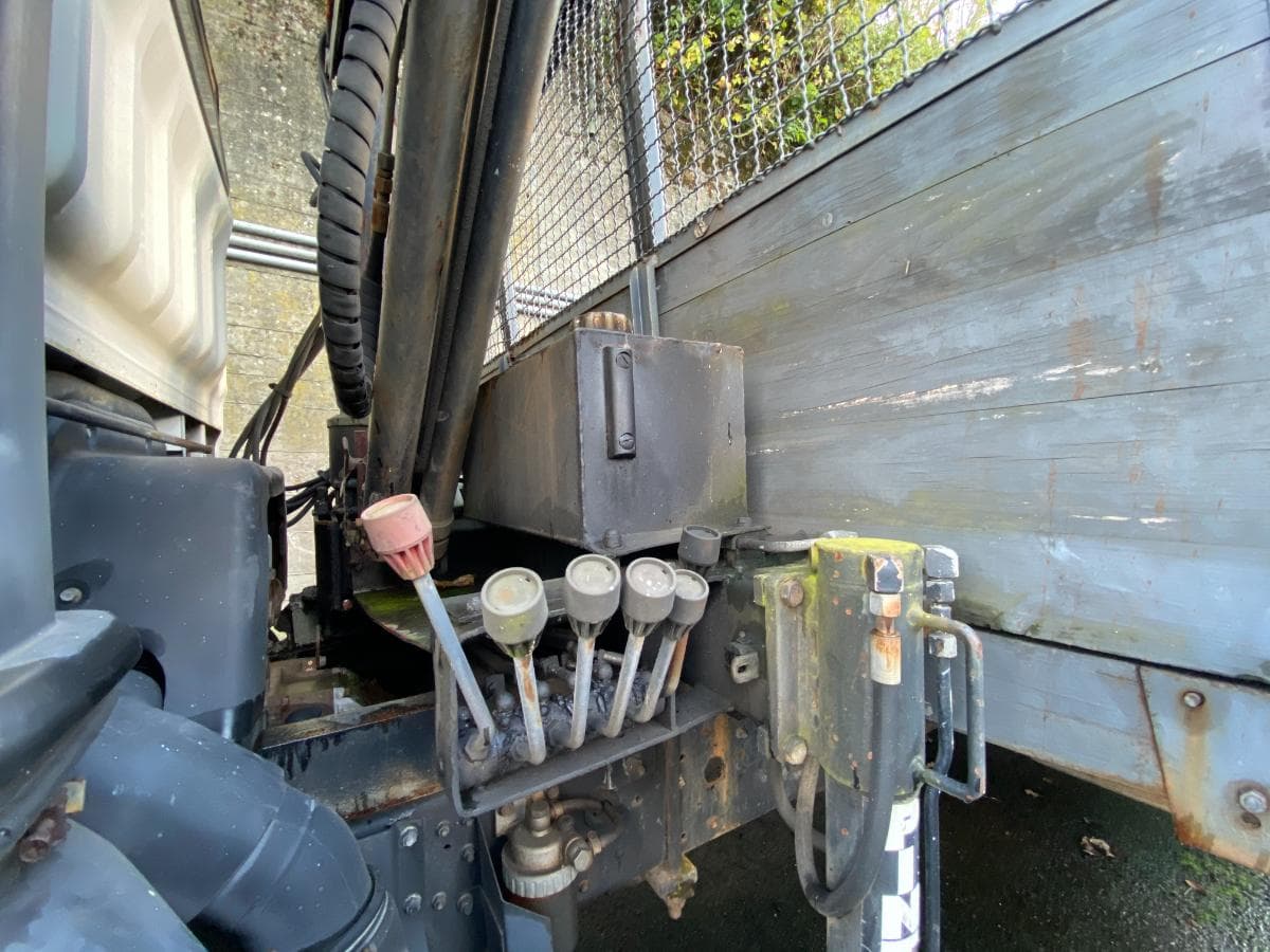Mitsubishi Canter c/ grua — imagem 7