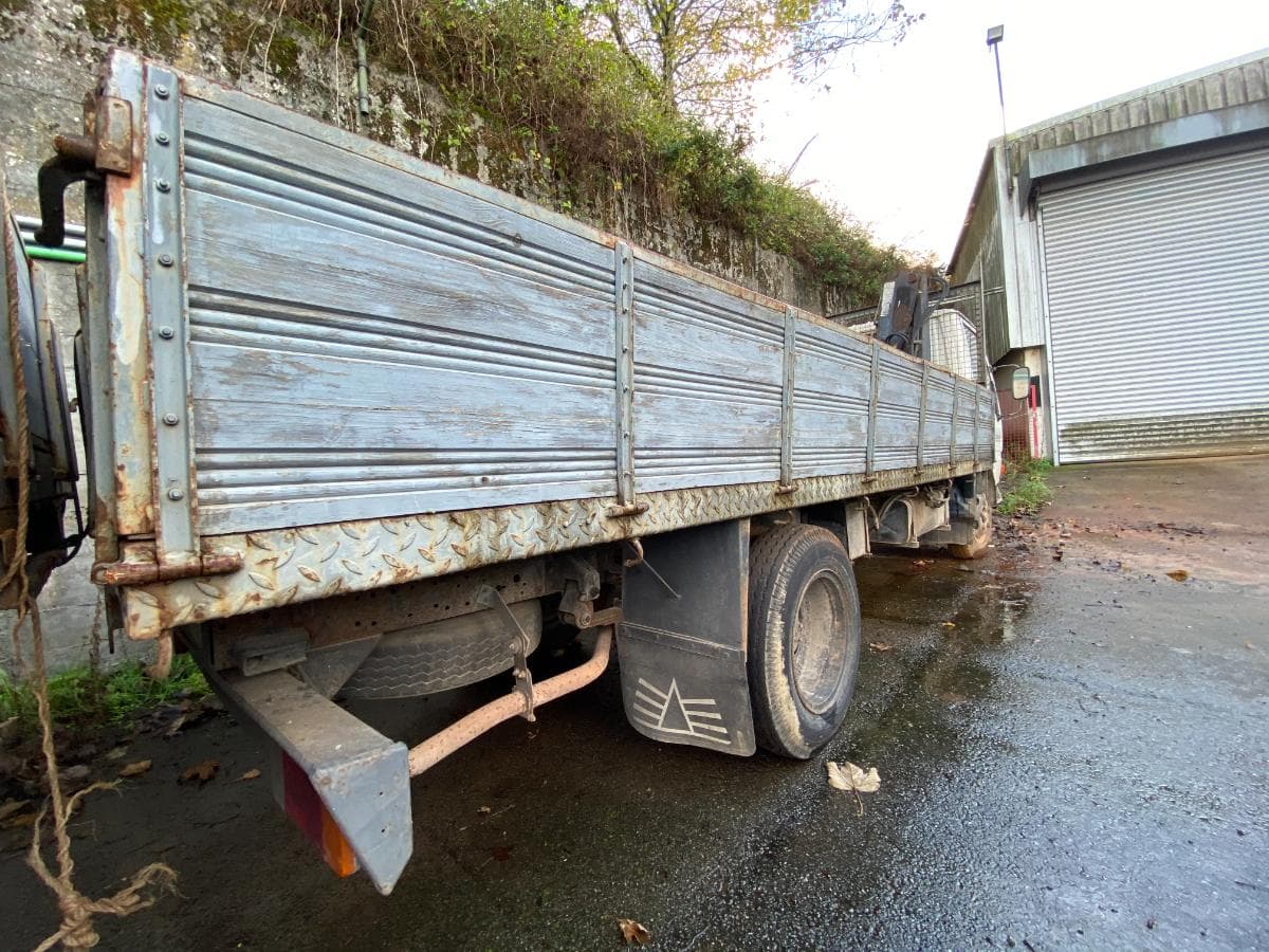 Mitsubishi Canter c/ grua — imagem 7