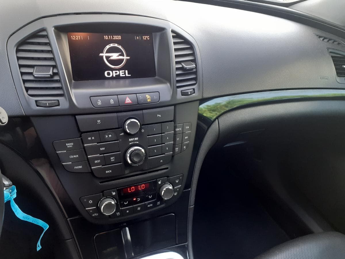 Redução Valor · Opel Insígnia 2.0 CDTI · Ano 2013 — imagen 22