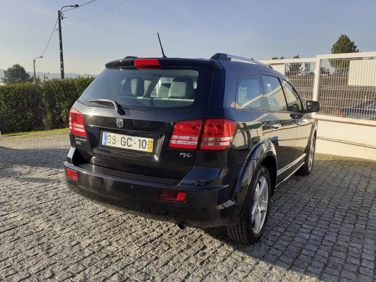 Dodge Journey · Ano 2008 — imagem 5