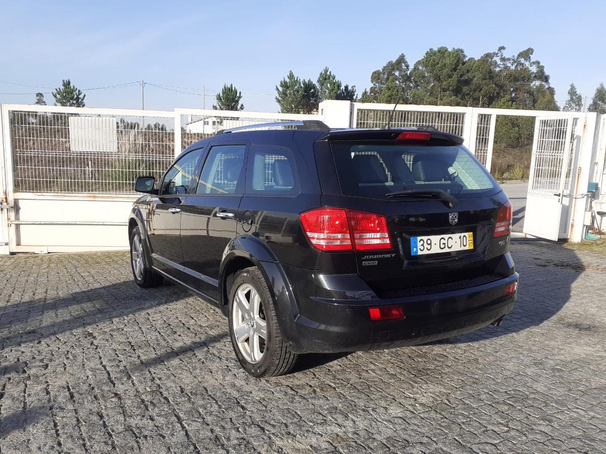 Dodge Journey · Ano 2008 — imagem 3