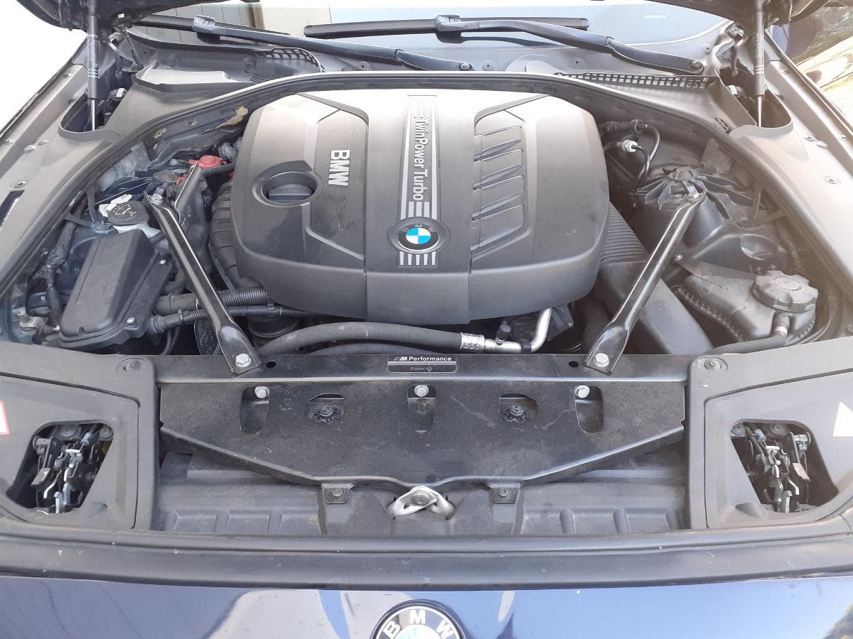 BMW 520 D Kit M · Ano 2013 — imagem 33